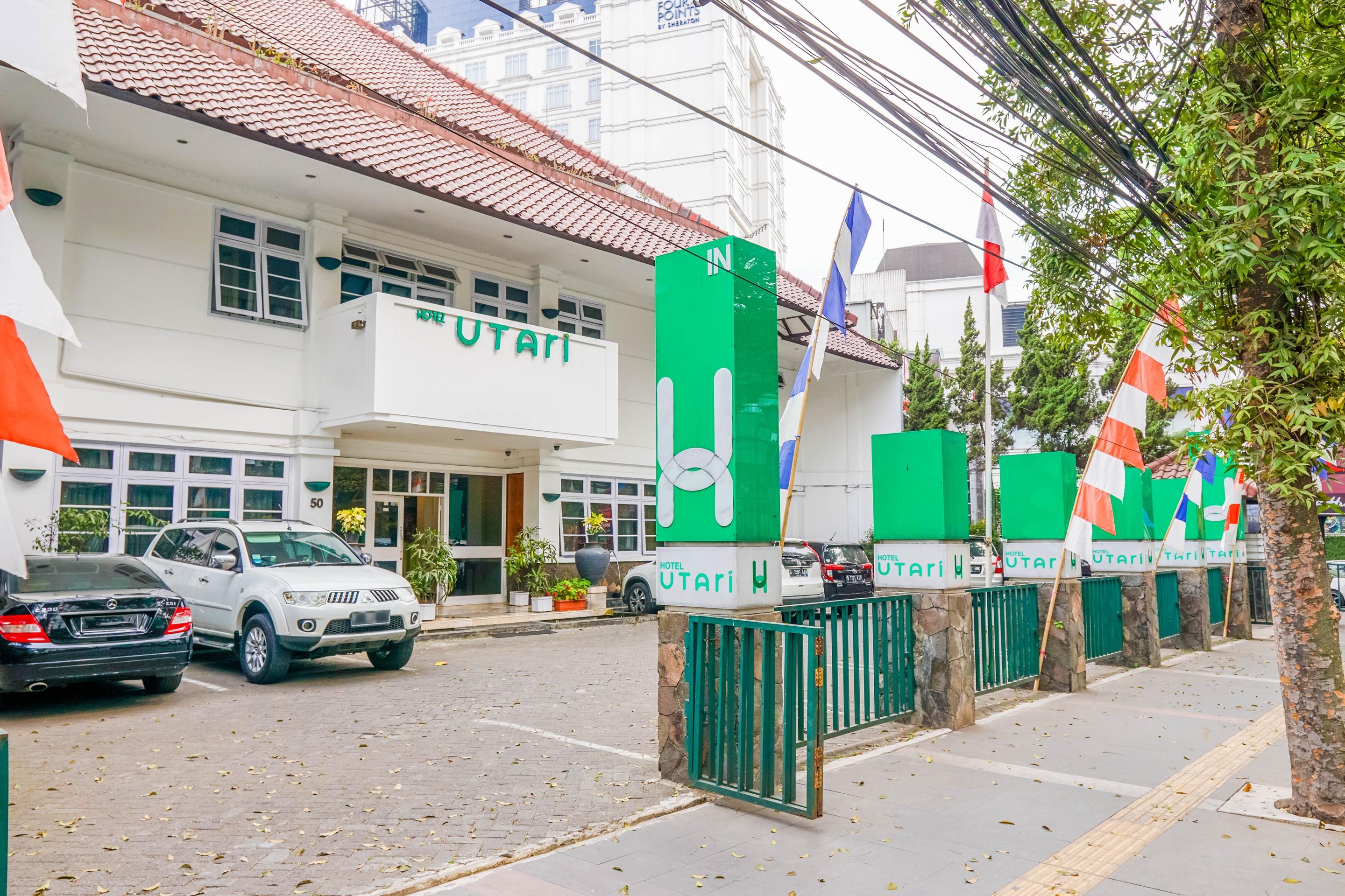 Hotel Utari Dago バンドゥン エクステリア 写真