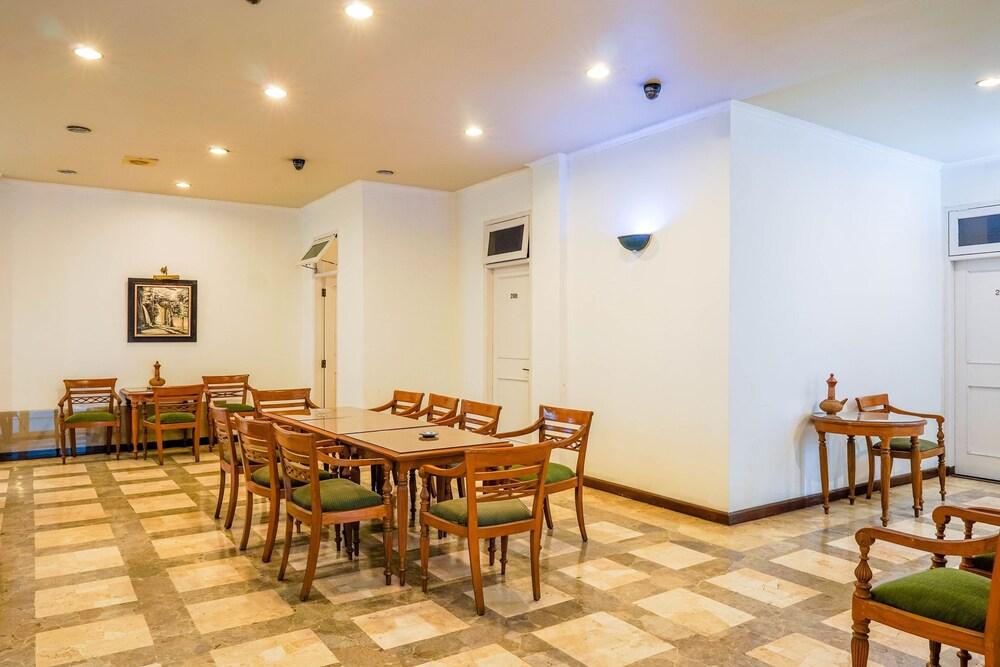 Hotel Utari Dago バンドゥン エクステリア 写真